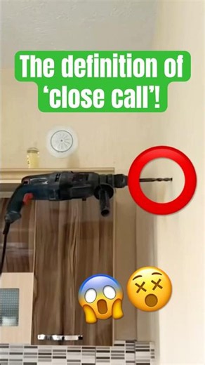 Eectrical close call… 😵😳 #ecoonline #safetyfirst #workplacesafety