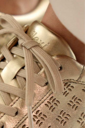 Zapatos Flexi cómodos y versátiles para mujer