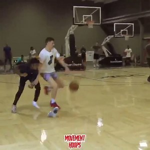 The defender lost his shoe guarding Heat Rookie Tyler Herro...in boxers?! | Ballislife