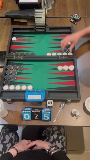 Maeis vs Shimon 2 - EPIC #Backgammon CLASH [FTH board]! 🎲 🎲