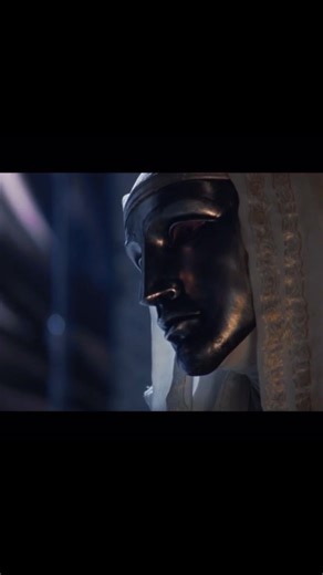 Фраза Саладина Балдуину «когда тебя призовёт Господь, ты не сможешь сказать, что слепо исполнял приказ» — это художественная реплика, появляющаяся в фильме «Царство небесное» (Kingdom of Heaven, 2005). В реальных хрониках таких слов не зафиксировано. Что она означает в контексте фильма? Эта фраза — моральный упрёк, подчёркивающий несколько идей: \t1.\tЛичная ответственность перед Богом. Саладин говорит, что, когда Балдуин предстанет перед Богом, он не сможет оправдаться тем, что просто выполнял 