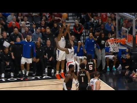 James Harden tries to block Kawhi Leonard's shot attempt 😂