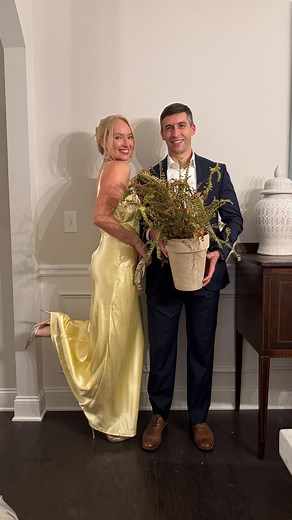 Amanda John | Strawberry Chic®️ on Instagram: "He was so thrilled when I told him he gets to wear a suit AND carry our love fern around for the night 🫶🏼 What are you dressing as for Halloween this year?? If you need some ideas I’ll post my other last minute options over on stories today! Comment DRESS DETAILS and I’ll send you the link for this dress + similar accessories. The fern was from @homedepot 🫢 // https://liketk.it/4Vgp8 #couplescostume #halloweencostumeideas #lastminutecostume #howt