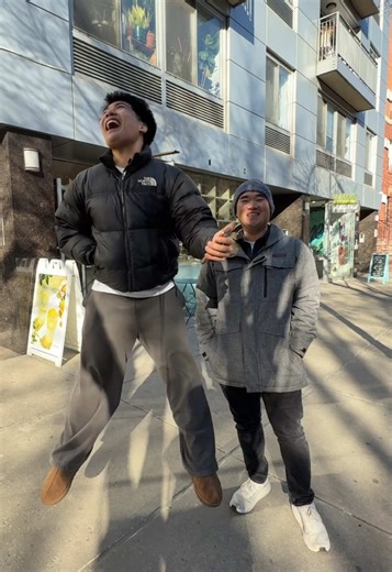 Julian Mu Fan Tries Jian Bing & Cod Sperm Sack