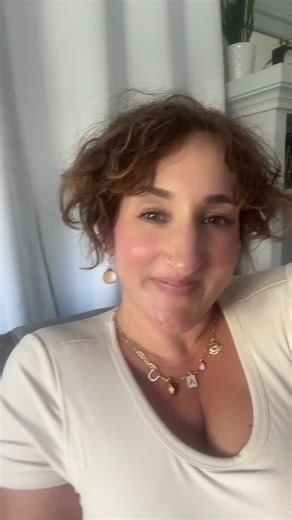 Welcome back welcome back, welcome back. #aasect #therapist #certified #therapistsontiktok #therapytiktok