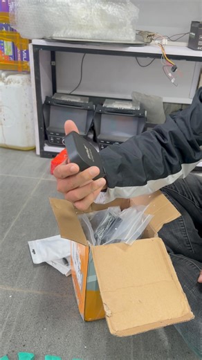 Hà Nội có sẵn box android cpc 200 giá 1tr5 —————— Sửa chữa màn hình - Box Ô tô 🌐 Xem thêm bài viết: https://autobenz.vn —————— Autobenz - Số 1 Sửa Chữa Màn Hình Ô Tô #autobenz #suamanhinhandroidoto #loiphammem #chaylaichuongtrinh #suaboxandroidoto #boxandroidoto #boxandroid 🕹️ Auto Benz: 64 Thịnh Phát - An Khánh - Hoài Đức - Hà Nội ☎️ Call/Zalo: 0898.589.598 - 0988.67.9290 | Autobenz - Số 1 Sửa Chữa Màn Hình Android Ô Tô