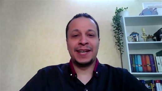 🎓 Meet Ahmad from Saudi Arabia! As a telecommunications engineer and university lecturer, Ahmad wanted to improve his academic writing in English. He joined Global Launch at Arizona State University and found a program that fit his goals and his schedule. By studying online from an Arabic-speaking environment, Ahmad gained confidence in writing, speaking and communication. With support from Global Launch educators, he even delivered a speech at his virtual graduation. Now, Ahmad is preparing fo