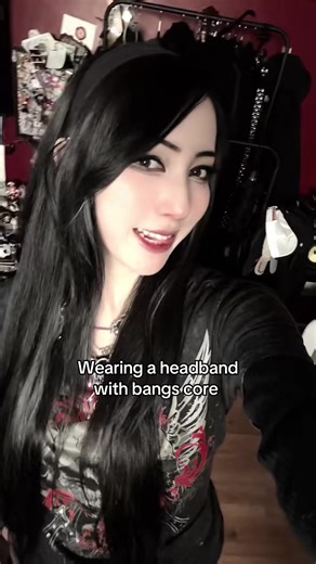 Expressing Alternative Style with Headbands and Bangs