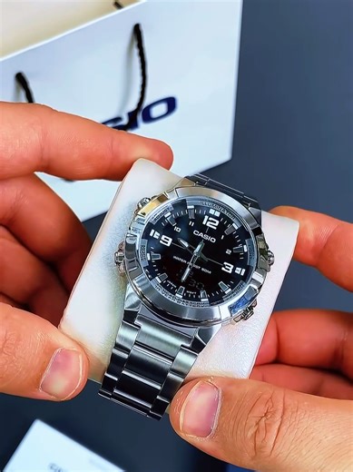 CASIO AMW-870 — Король Casio, який підкреслює стиль