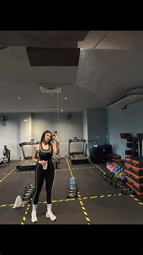 adele fashion hub on TikTok