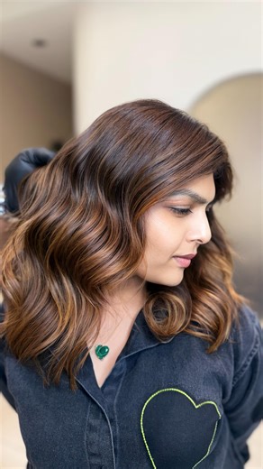 Piyush Limbachiya on Instagram: "KOREAN MONEY PIECE HIGHLIGHTS- Money piece highlights are bold, face-framing strands of lighter color placed around the hairline. Usually a few shades brighter than the rest of your hair, they instantly draw attention to your face, accentuate your features BOOK YOUR APPOINTMENT WITH US 6359347797 #balayage #balayageombré #balayagedandpainted #balayageandpainted #balayagedhair #balayagehairstylist #balayageinspo #balayagehaircolor #balayageandbabylights #balayages