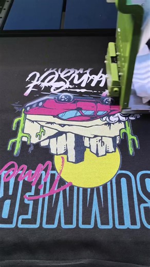 We are a professional manufacturer specializing in DTG printers, equipped with our own supply channels. Our focus on DTG production enables us to provide more competitive rates. Whether you’re an agent seeking quality products or a buyer in need of DTG printers, contact us anytime!​#dtgprinter #clothingfactory #customclothing #printingmachine #USA