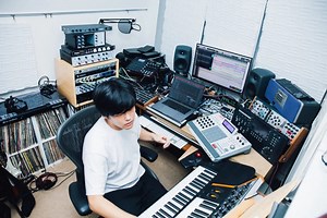 境界のあわいを見つめながら、自由になる　STUTS『Contrast』が描き出すもの - TOKION