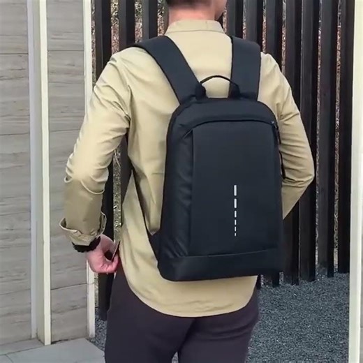 Baymax - Рюкзак BAILLR 610 компактный для ноутбука черный