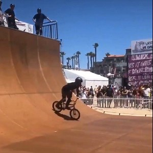 Amazing first day at the @vans surf open. Street Finals and more vert demos today. Thanks for the good times @vansbmx66 | Mat Hoffman