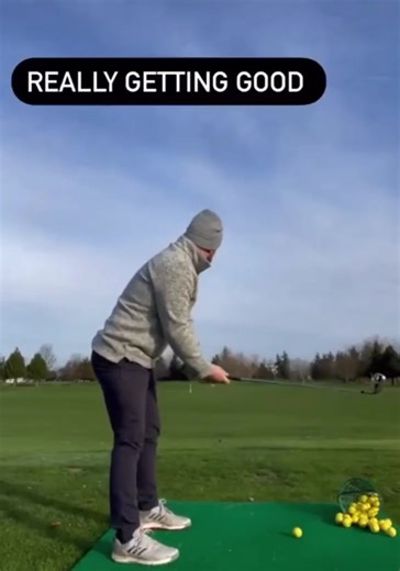 Good start to the range session 😭😭 #golf #golftok #golftiktok #fyp (Via IG/jakesstacy)