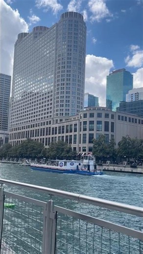 Chicago river #travel #downtownchicago
