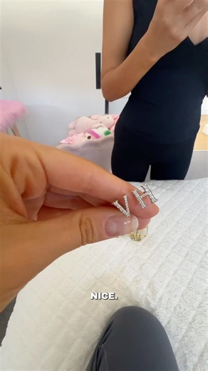 The mini carriage is so cute! 🧡🩷😍🥹 #hondroutwins