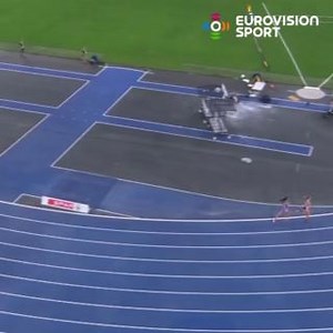 What a way to close out night 1! 💥 Nadia Battocletti STORMS the final 100m to win the 5000m in 14.35 - a championship record! 🦾 #Roma2024 #TrackAndField | Eurovision Sport