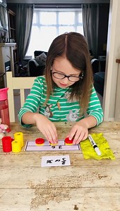 Finding fractions of amounts this week with our eldest using @Numberstacks. She’s really found this visual, hands on method, easier to grasp 👍🏻 | Number Stacks