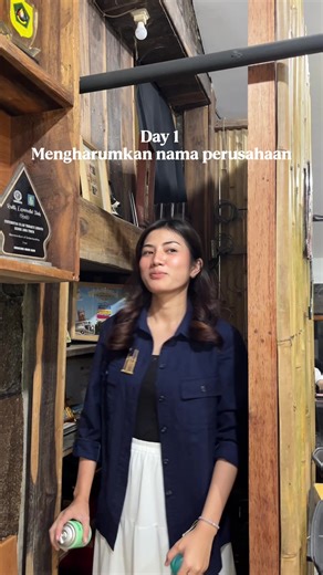 Main Angklung di Saung Angklung Udjo