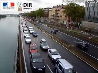 #Trafic totalement à l'arrêt dans #Lyon. Retrouvez une vidéo actualisée toutes les 5 min sur http://www.webcam-autoroute.eu/fr/caméra/france-a6-a7/1231/rh-ne-alpes/lyon/tunnel-sous-fourvi-re-vers-marseille | Webcam-autoroute.eu, cameras trafic France Belgique Luxembourg