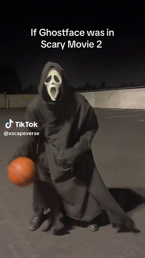 Hilarious Ghostface Spoof in Scary Movie 2