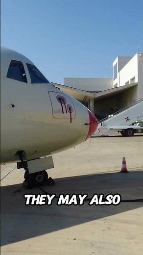 🔌 How Is Electrical Power Generated in Airplanes? #aviation #airlines