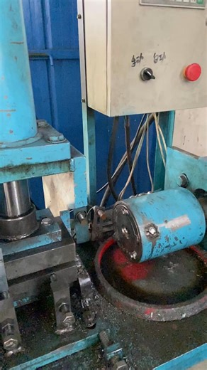 Frank Ji on Instagram: "Slow-motion video of Baolida elliptical tube end forming process."