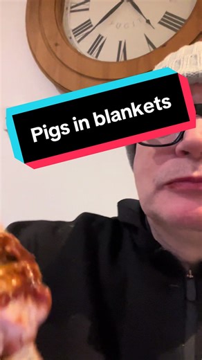 Turning pigs in a blanket into a cheesy flatbread panini 🧀🔥 That golden crust is all thanks to this cast iron press from TikTok Shop Cast iron ALWAYS understood the assignment 😮‍🔥 #tiktokshop #tiktokshopfinds #castiron #castironpress #paninipress