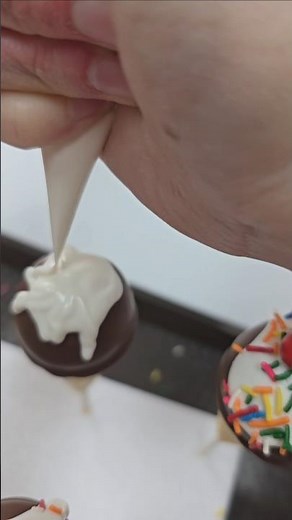 Une super activité à faire avec les enfants. Tu cuisine quoi avec tes kids ?