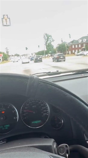 ZL1 Tahoe Track Downshifts With CatLess Tips Geeked #ShortFeed #Shorts #YoutubeShorts #Zl1 #V8 #FYP