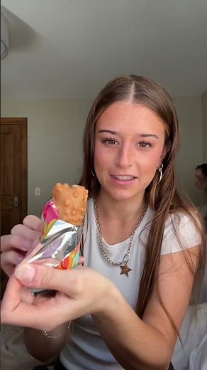 Let’s try alani protein bars #alani #protein #proteinbars #proteinbarreview #review #foryou #preppy