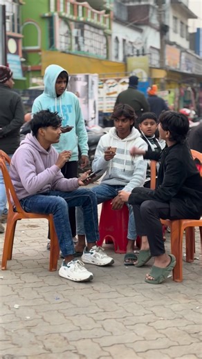 𝗘𝗡𝗔𝗬𝗔𝗧⚡ on Instagram: "শেষে মোজা আছে 😂………..#redrio #comedy #funny #funny #redrioonfire #foryou #enayat"