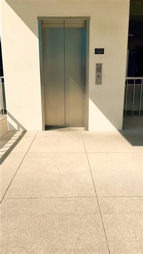Small Hydraulic Lift Elevator Ride | Bank of America, San Marino, California, USA