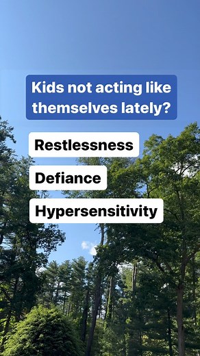 Have you noticed some unusual behavior from your kids lately? 🫠 ✨Restlessness, defiance, and hypersensitivity might be more common than usual as the school year comes to a close. This time of year brings a lot of challenging transitions. Uncertainty fills the air, and change happens rapidly, leaving our kids feeling overwhelmed and powerless. ✅ Let’s do our best to offer them extra patience, understanding, and support. Let’s acknowledge their feelings and be a safe space for them to express the