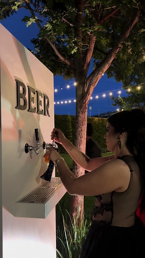 Muro de Cócteles: Ideas Innovadoras para Bodas