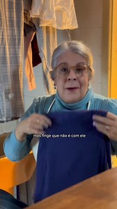 Quando o #Alzheimer chega, muita coisa muda. E, infelizmente, uma das maiores dores do cuidador é perceber que as pessoas vão sumindo. Amigos, familiares, vizinhos… todos se afastam, e o peso acaba ficando só nas suas mãos. 💔 Esse abandono dói, cansa e faz com que o cuidador se sinta invisível. Mas você não precisa atravessar essa jornada sozinho. Aqui eu compartilho reflexões, dicas práticas e apoio real para quem cuida de alguém com Alzheimer ou outra demência. 👉🏻 Me siga para mais conteúdo