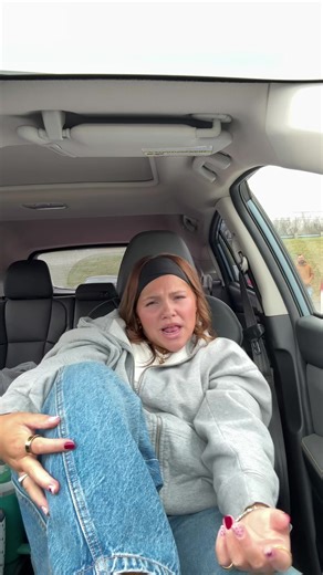 Fashion Inspiration for Those Who Forget Lyrics