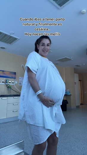 Hoy Nacen Las Mellizas de Julia Menu García: Parto y Emoción