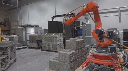 Lab in Davenport giving student hands-on experience with cutting-edge technology