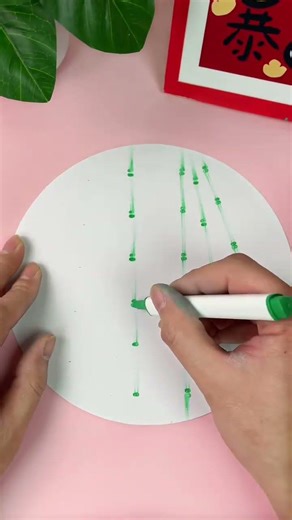 A horizontal line draws a beautiful bamboo and even those with poor hands can easily