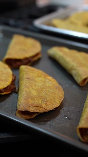 Oven Baked Beef and Bean Tacos Recipe