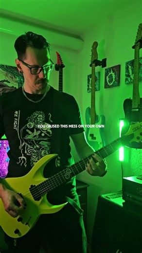 This song will send you back to the 2000s Easycore era 🛹