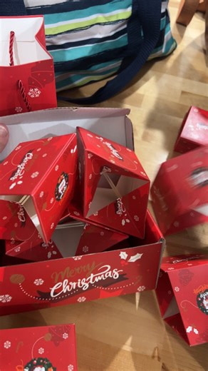 Watch Pop up money gift - funny! on Amazon Live