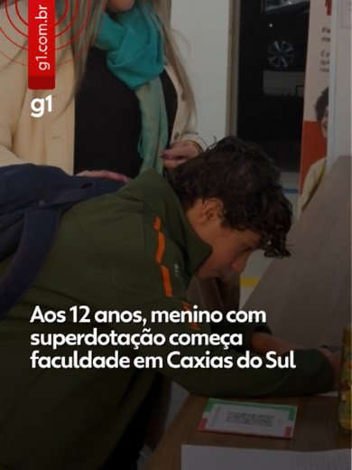 Aos 12 anos, Pedro Eduardo Cuba foi à primeira aula da faculdade, no Centro Universitário Uniftec, em Caxias do Sul, e chamou a atenção de seus colegas de turma. Morador de Caxias do Sul, Pedro foi aprovado com nota máxima no vestibular de Biomedicina e passa a acompanhar, como aluno ouvinte, aulas da disciplina de Psicologia em Saúde. A facilidade com o conhecimento é por causa da superdotação, identificada ainda na infância. A busca constante por novos aprendizados sempre fez parte da rotina d
