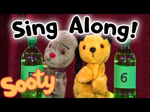 Sooty Sing Along! - 10 Green Bottles 🎶 | Nursery Rhymes | The Sooty Show