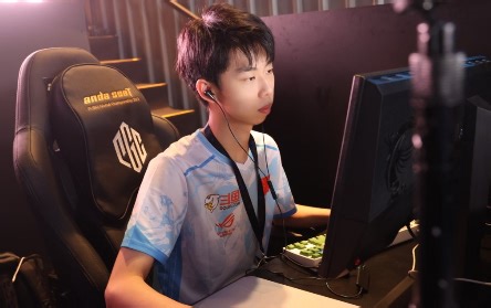 Xleft小叮当直播回放2024年08月02日弹幕版（跟冬瓜强CS2、卧槽小队、致命公司）