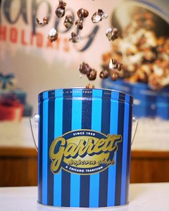 End your day on a tasty note with a Blue Signature Stripes tin, filled with Garrett Popcorn famous recipes 🍿 #Garrettpopcornuae#garrett#popcorn#uae#dubai#abudhabi#delivery#yum#yummy | Garrett Popcorn Shops UAE