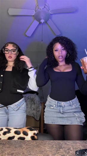 china and ari💓 (@2dancingladies)’s videos with original sound - key